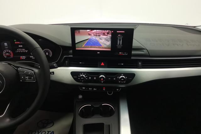 Audi A4 2020 thumb 10