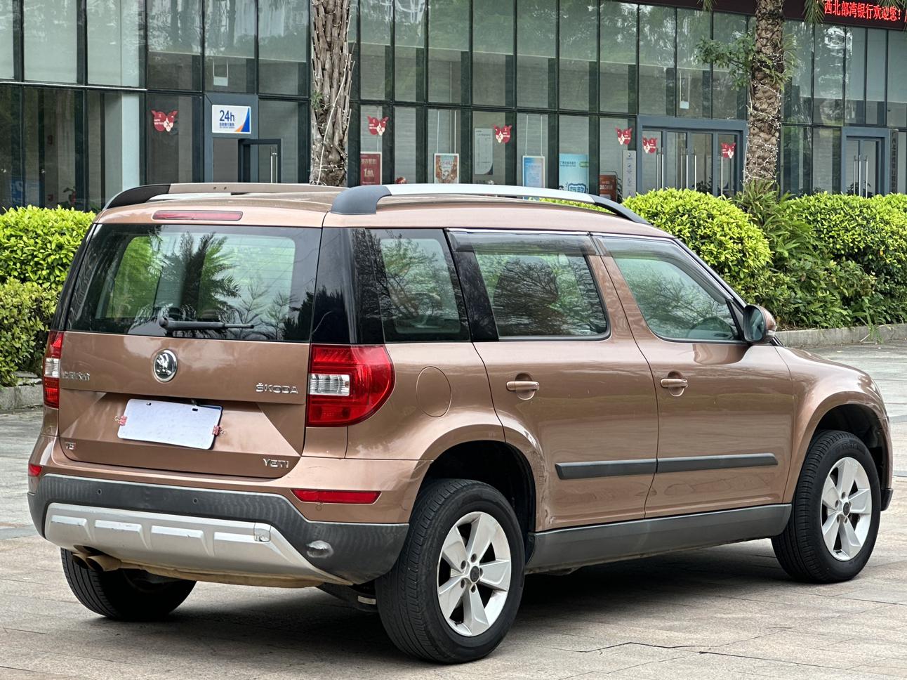 Skoda Yeti 2014 thumb 4