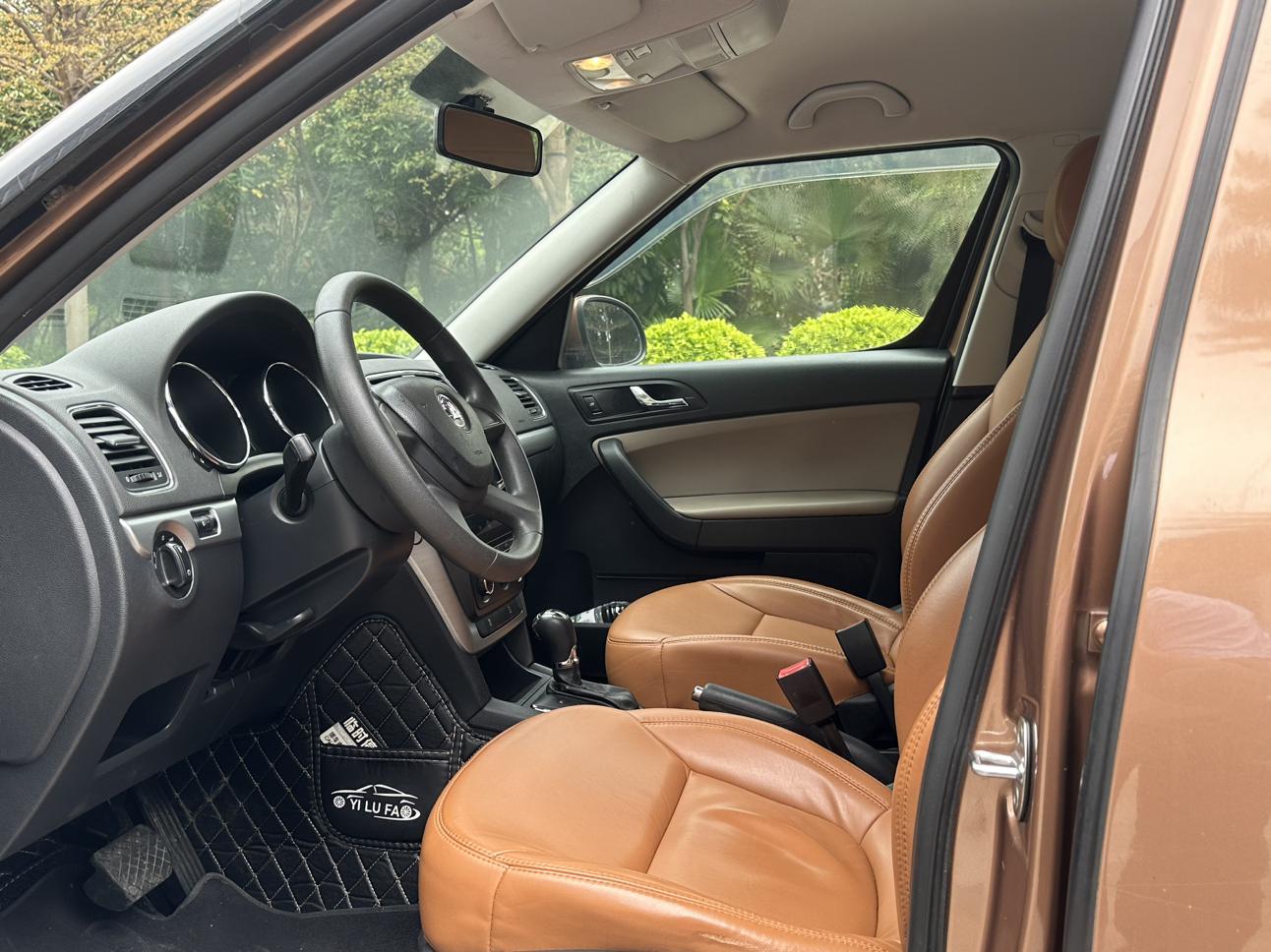 Skoda Yeti 2014 thumb 9
