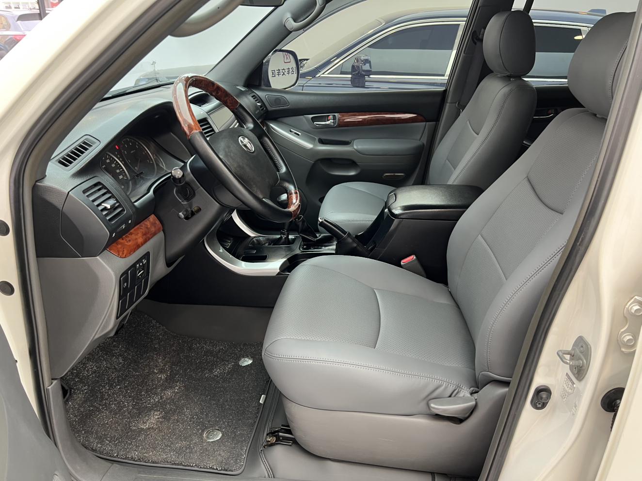 Toyota Land Cruiser Prado 2008 thumb 6