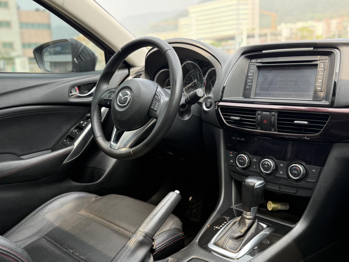 Mazda Atenza 2015 thumb 6