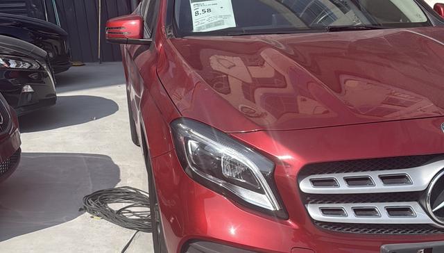 Mercedes-Benz GLA 2019 thumb 3