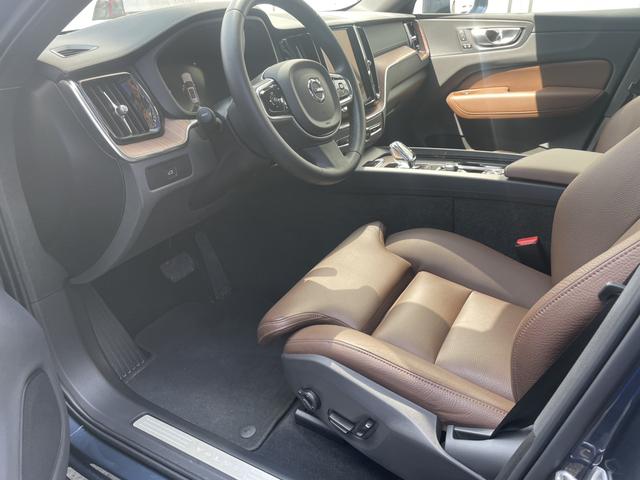 Volvo XC60 2025 thumb 7