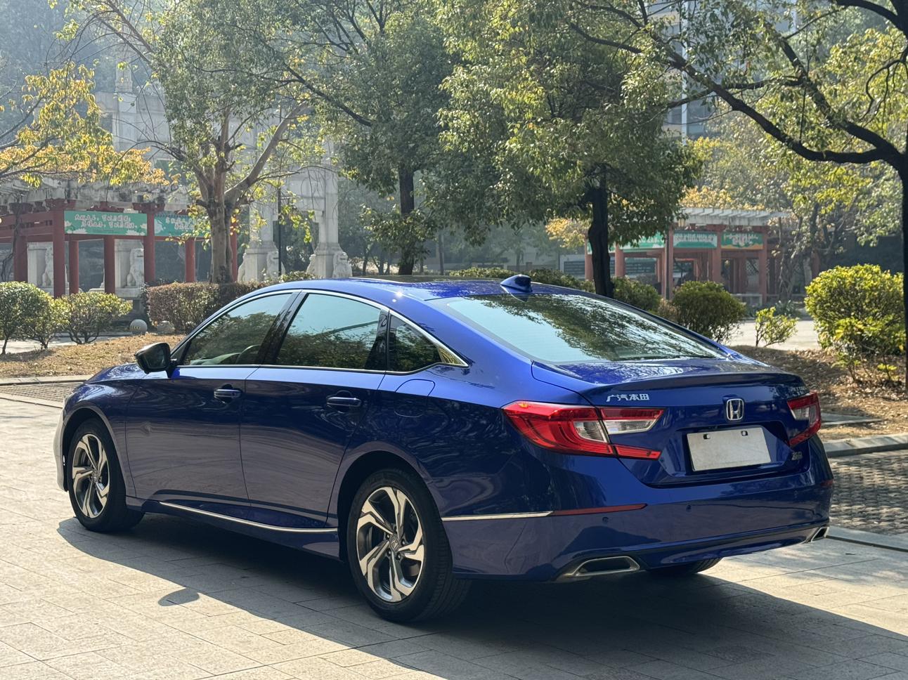 Honda Accord 2021 thumb 2