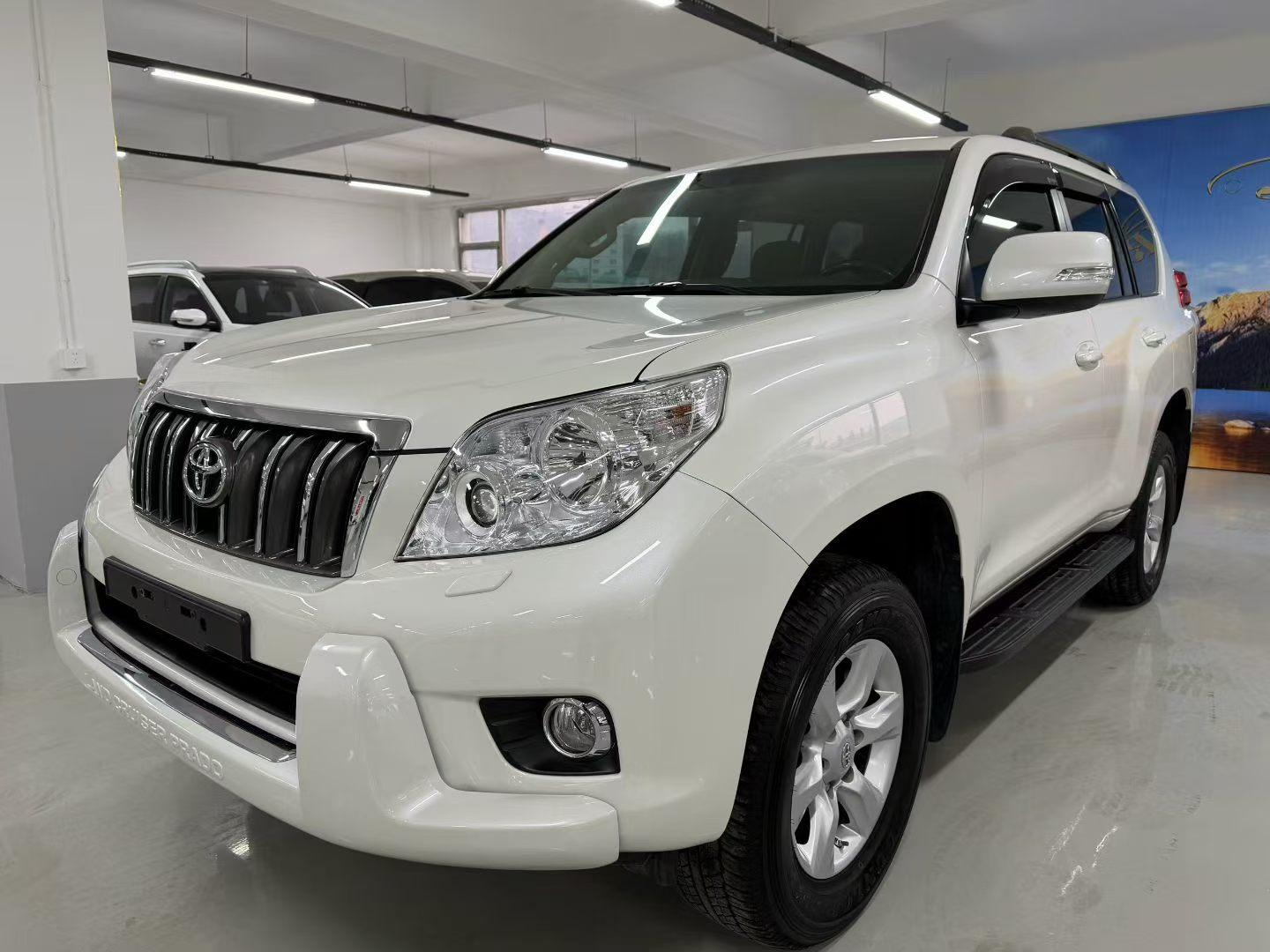 Toyota Land Cruiser Prado 2013 thumb 8
