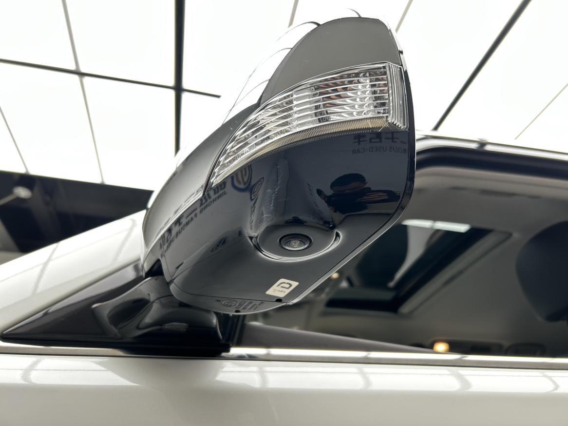 Nissan Patrol 2023 thumb 9
