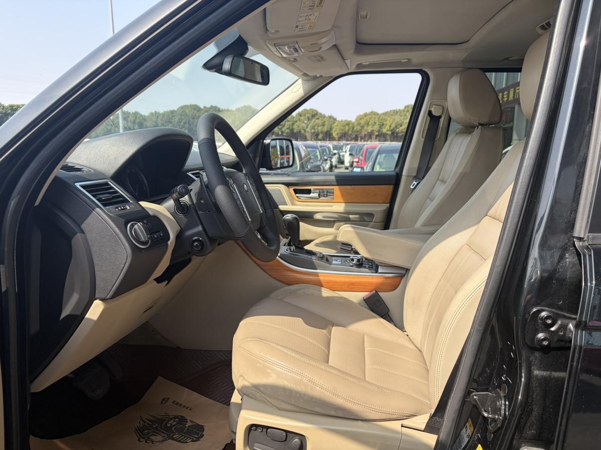 Land Rover Range Rover Sport 2010 thumb 6