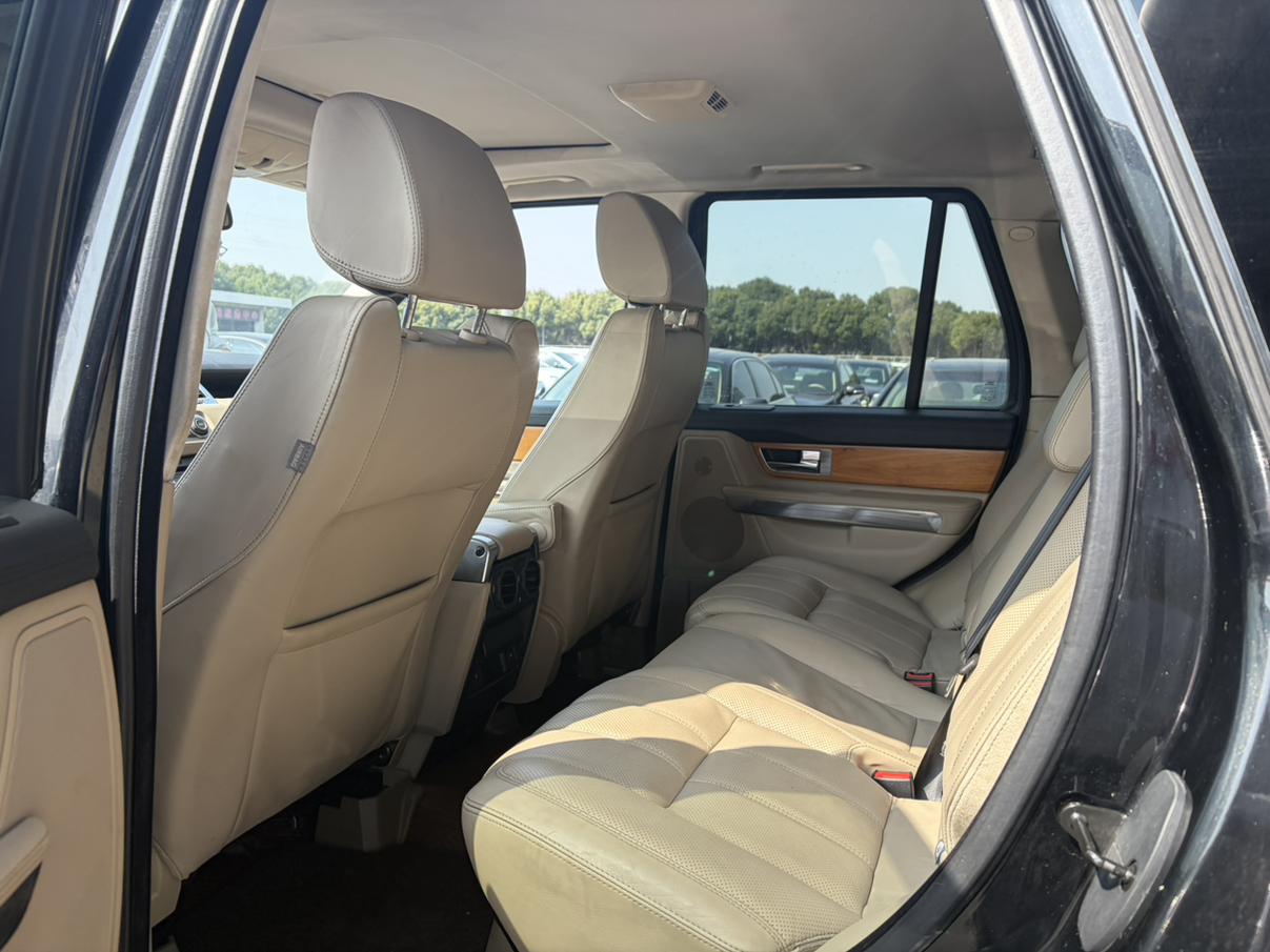 Land Rover Range Rover Sport 2010 thumb 7
