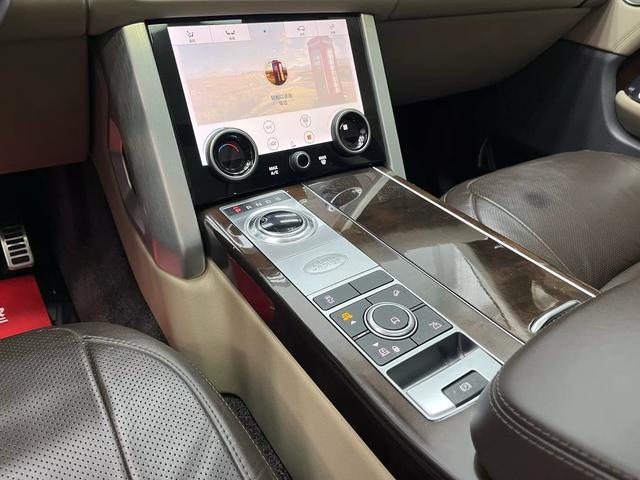 Land Rover Range Rover 2021 thumb 6