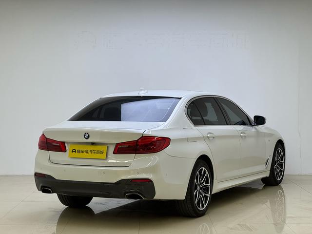BMW 5 серии 2020 thumb 4