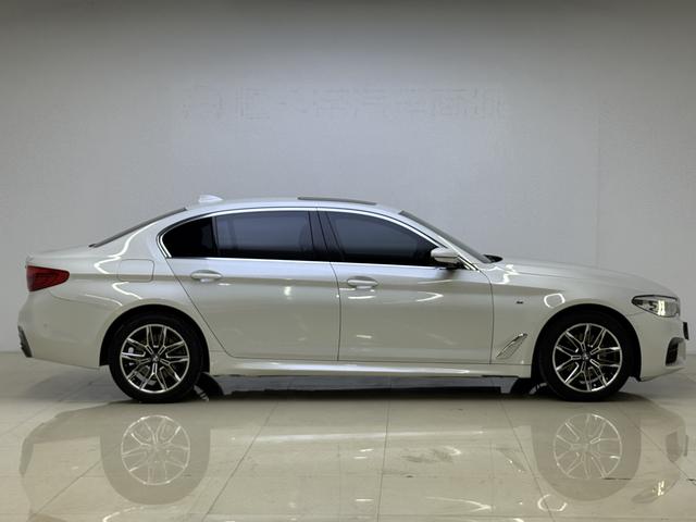 BMW 5 серии 2020 thumb 5