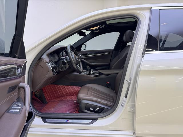 BMW 5 серии 2020 thumb 9