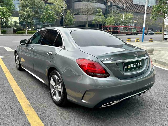 Mercedes-Benz C-Class 2019 thumb 4