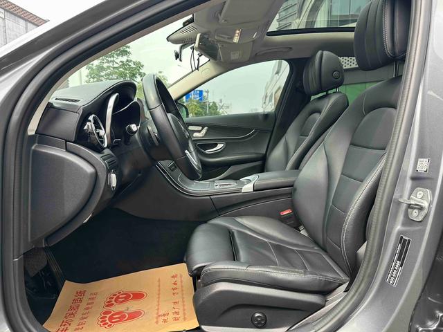 Mercedes-Benz C-Class 2019 thumb 6