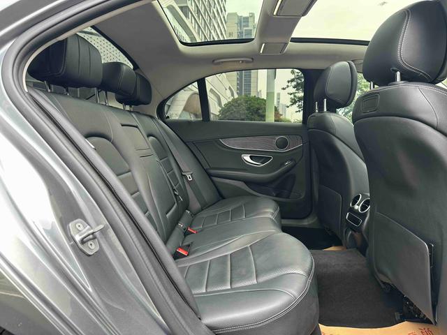 Mercedes-Benz C-Class 2019 thumb 7