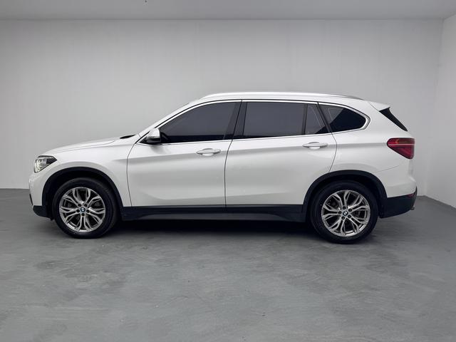 BMW X1 2018 thumb 2
