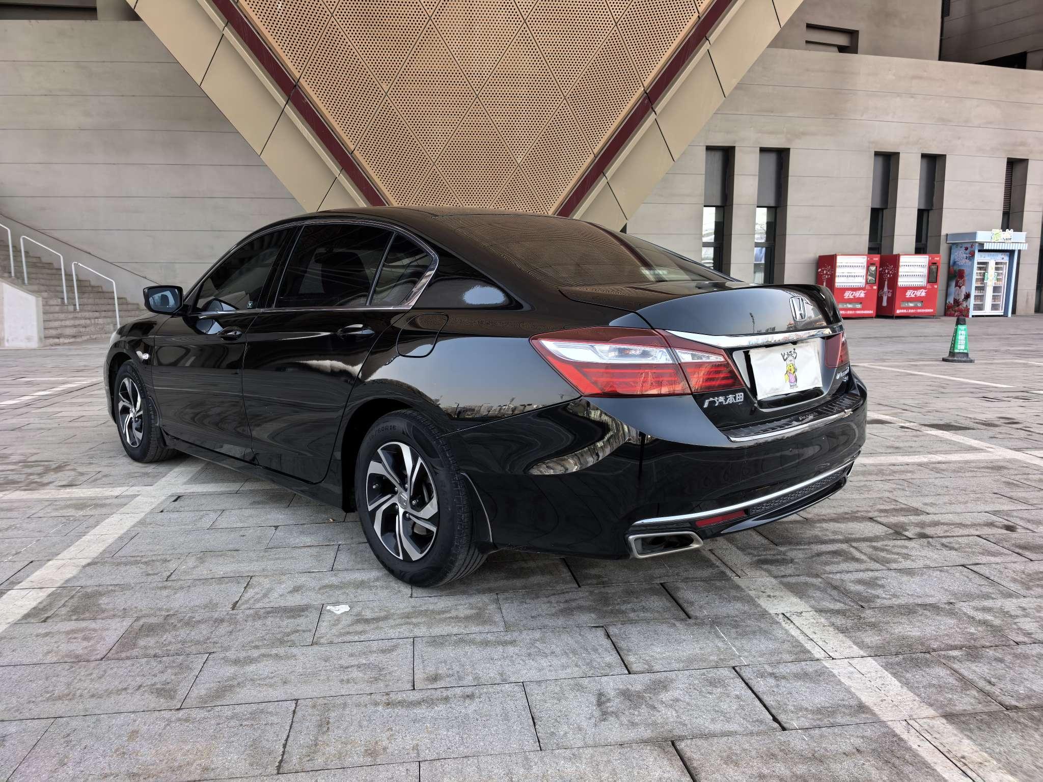 Honda Accord 2017 thumb 2