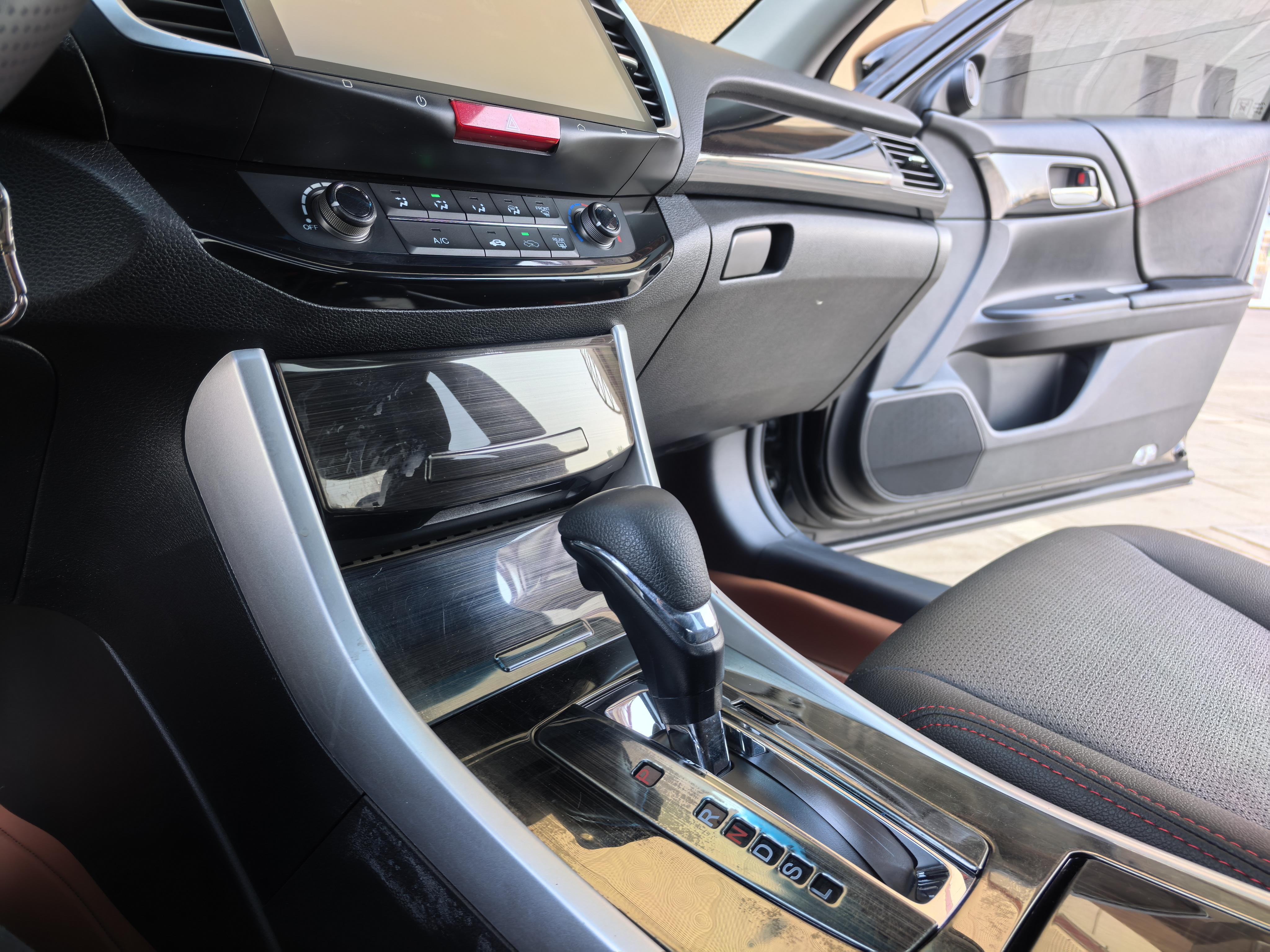 Honda Accord 2017 thumb 9