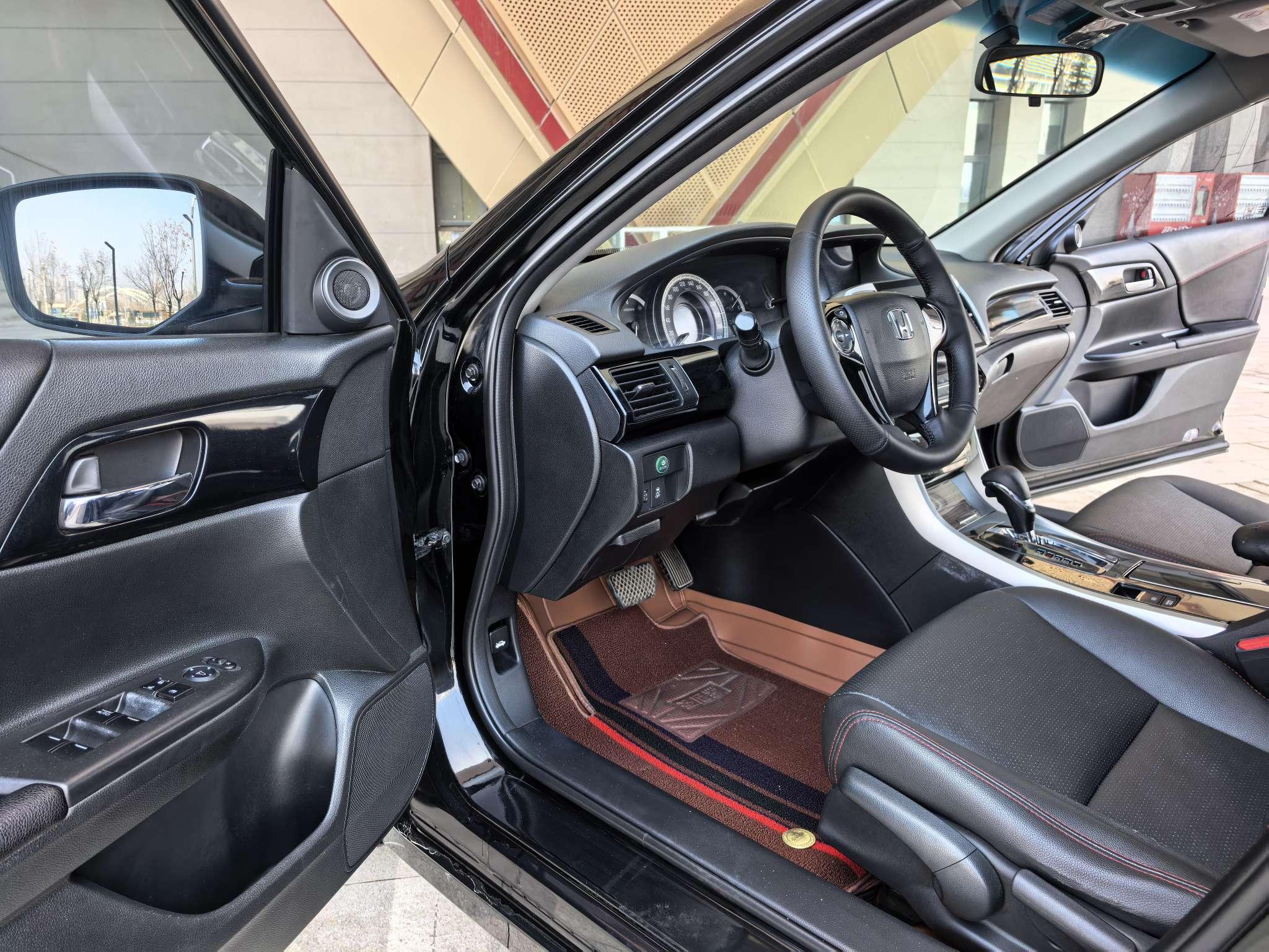 Honda Accord 2017 thumb 12