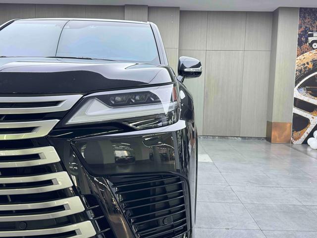 Lexus LX 2023 thumb 4