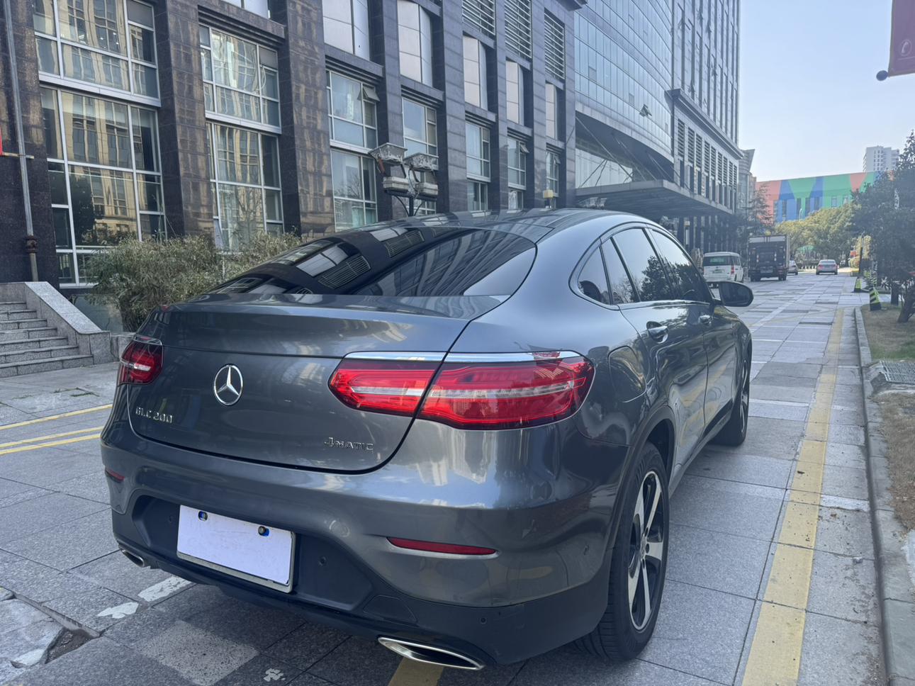 Mercedes-Benz GLC 2018 thumb 3
