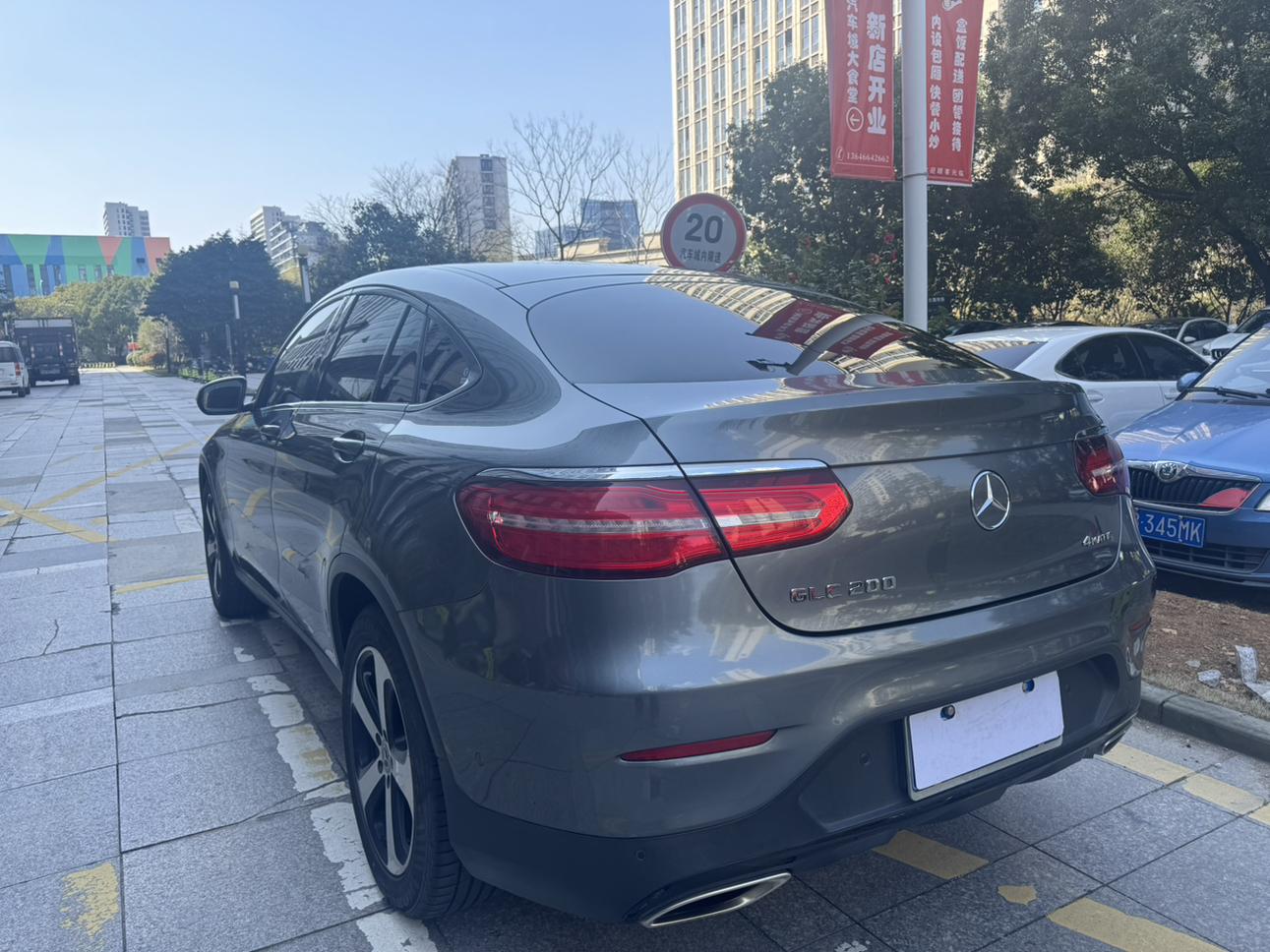 Mercedes-Benz GLC 2018 thumb 12