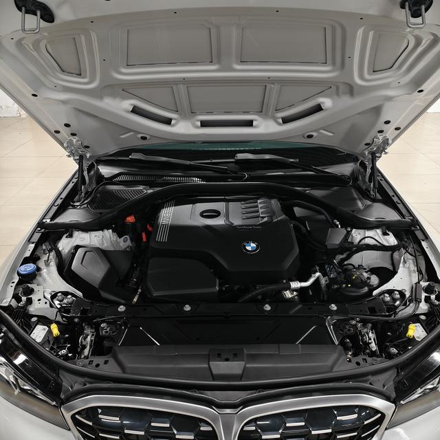 BMW 3 серии 2025 thumb 11
