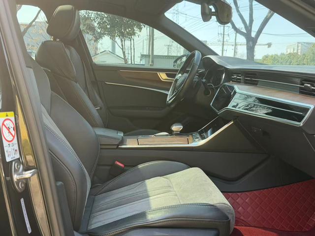 Audi A6 2023 thumb 8