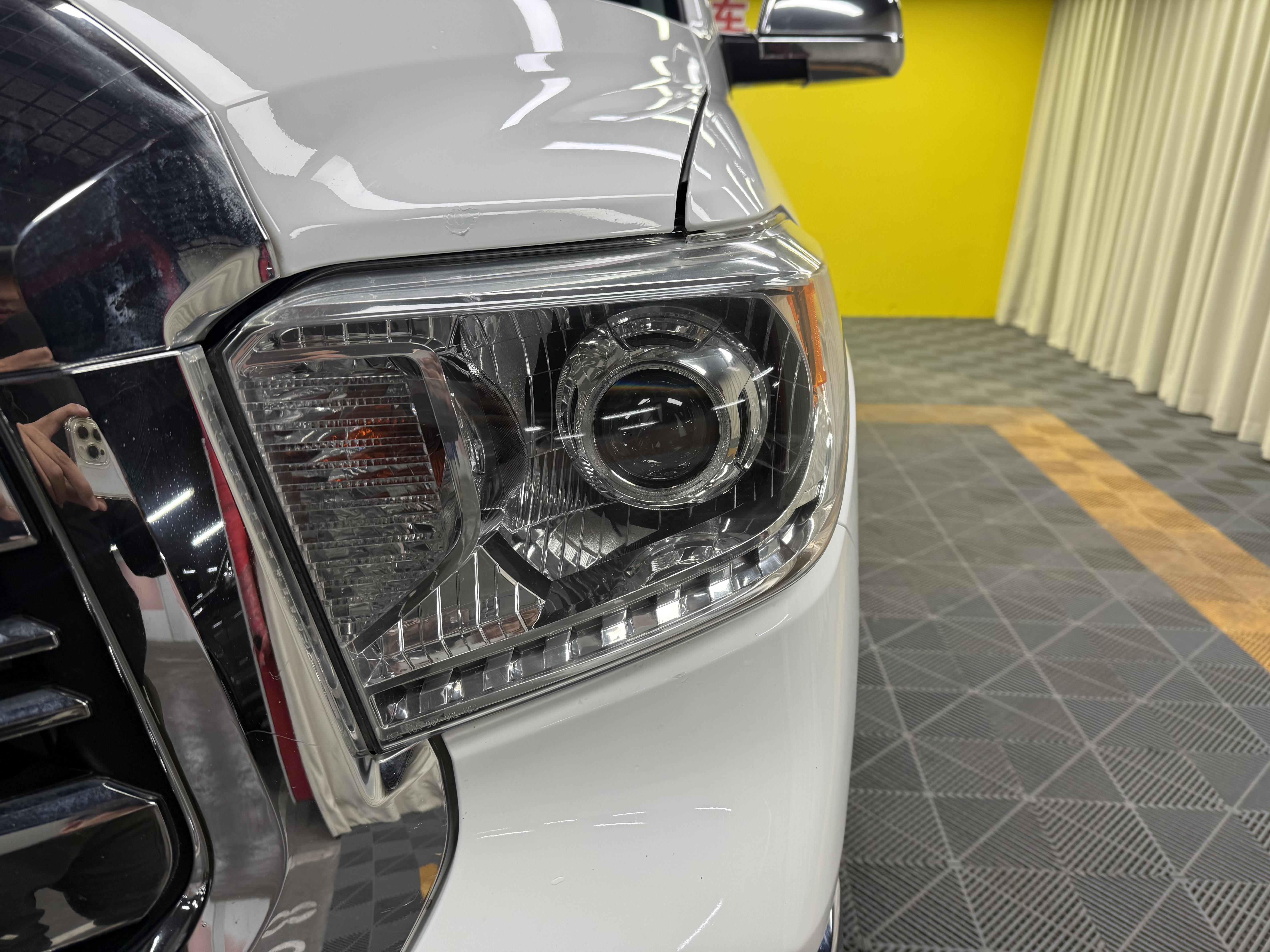 Toyota Fortuner 2018 thumb 8