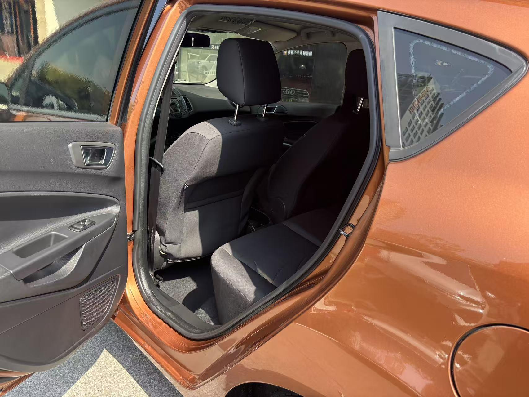 Ford Fiesta 2014 thumb 7