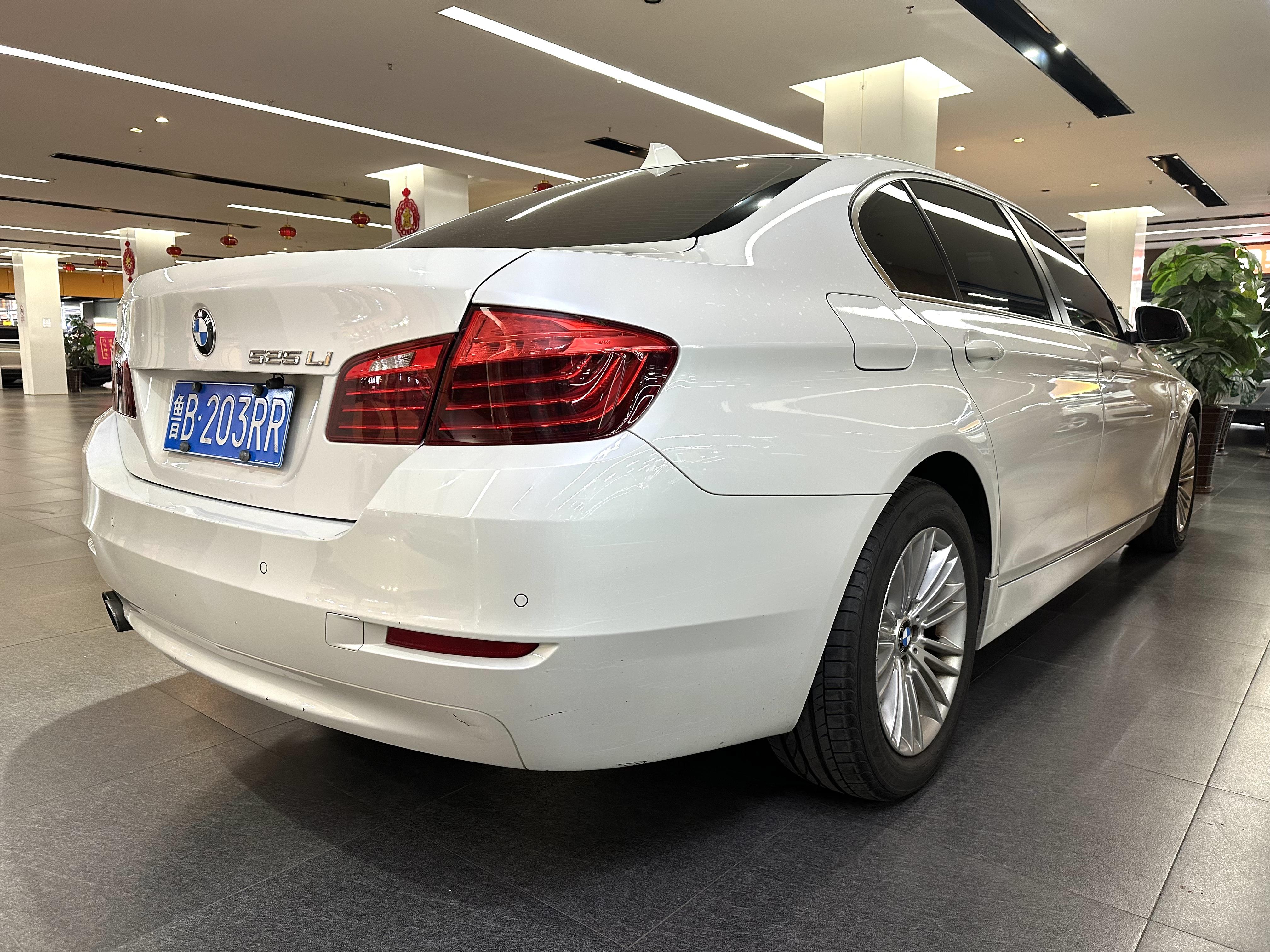 BMW 5 серии 2014 thumb 2