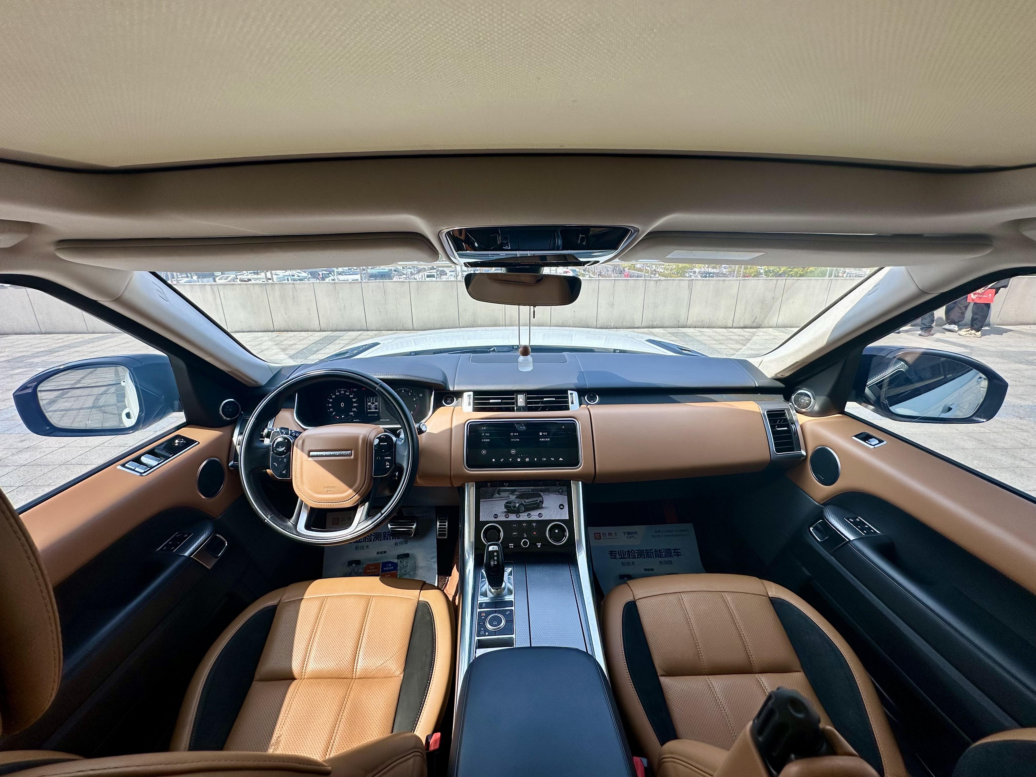 Land Rover Range Rover Sport 2018 thumb 9