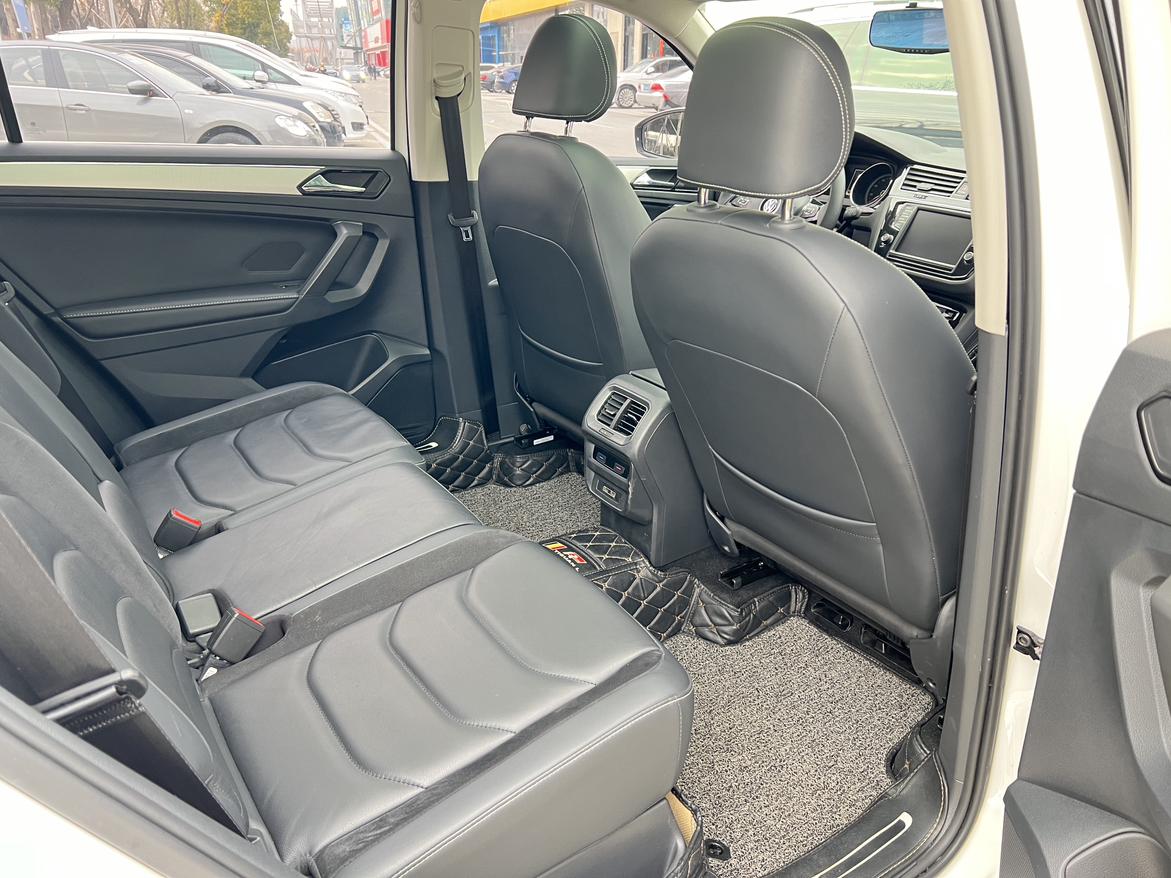 Volkswagen Tiguan 2018 thumb 10