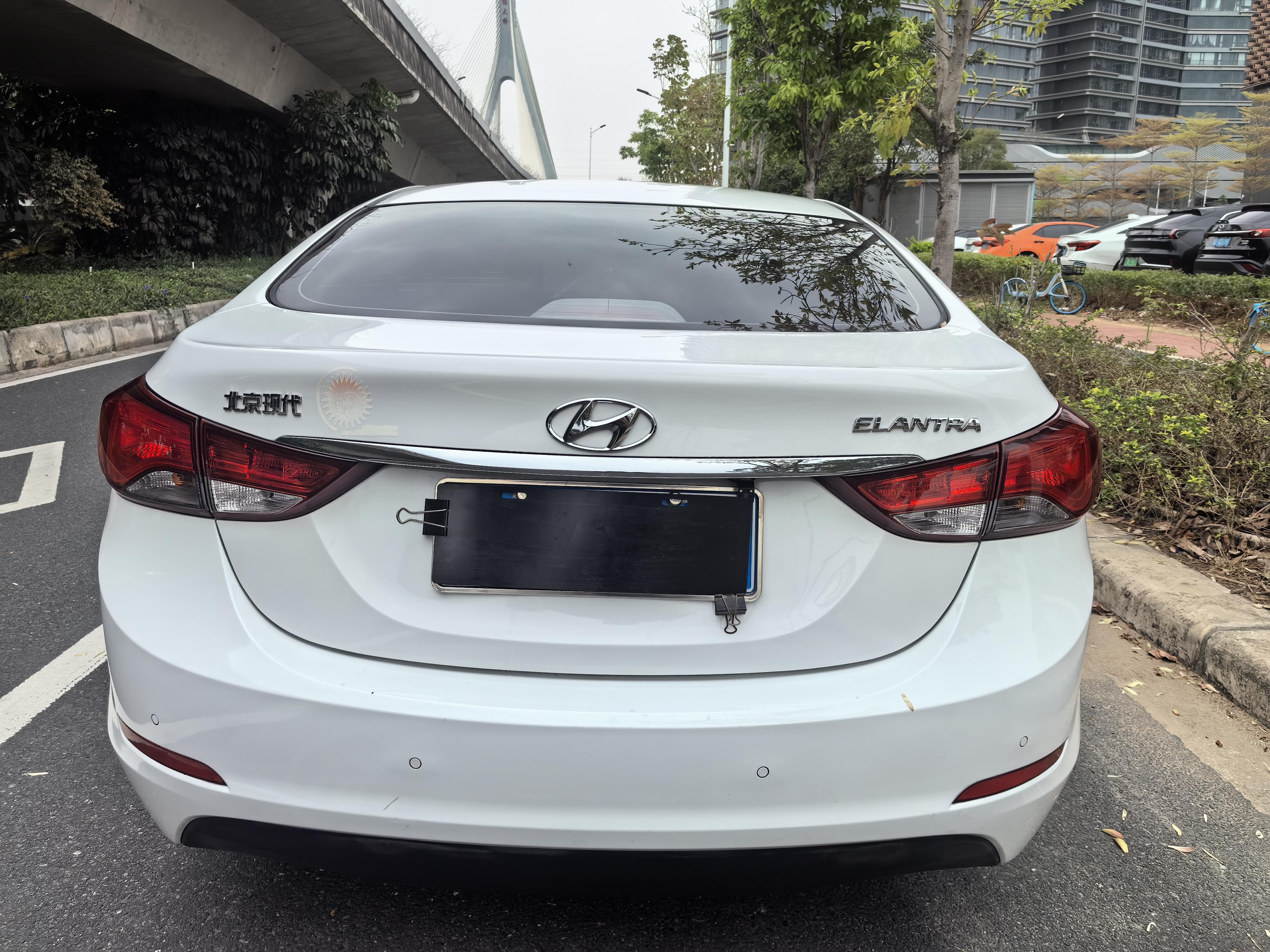 Hyundai Elantra 2017 thumb 4