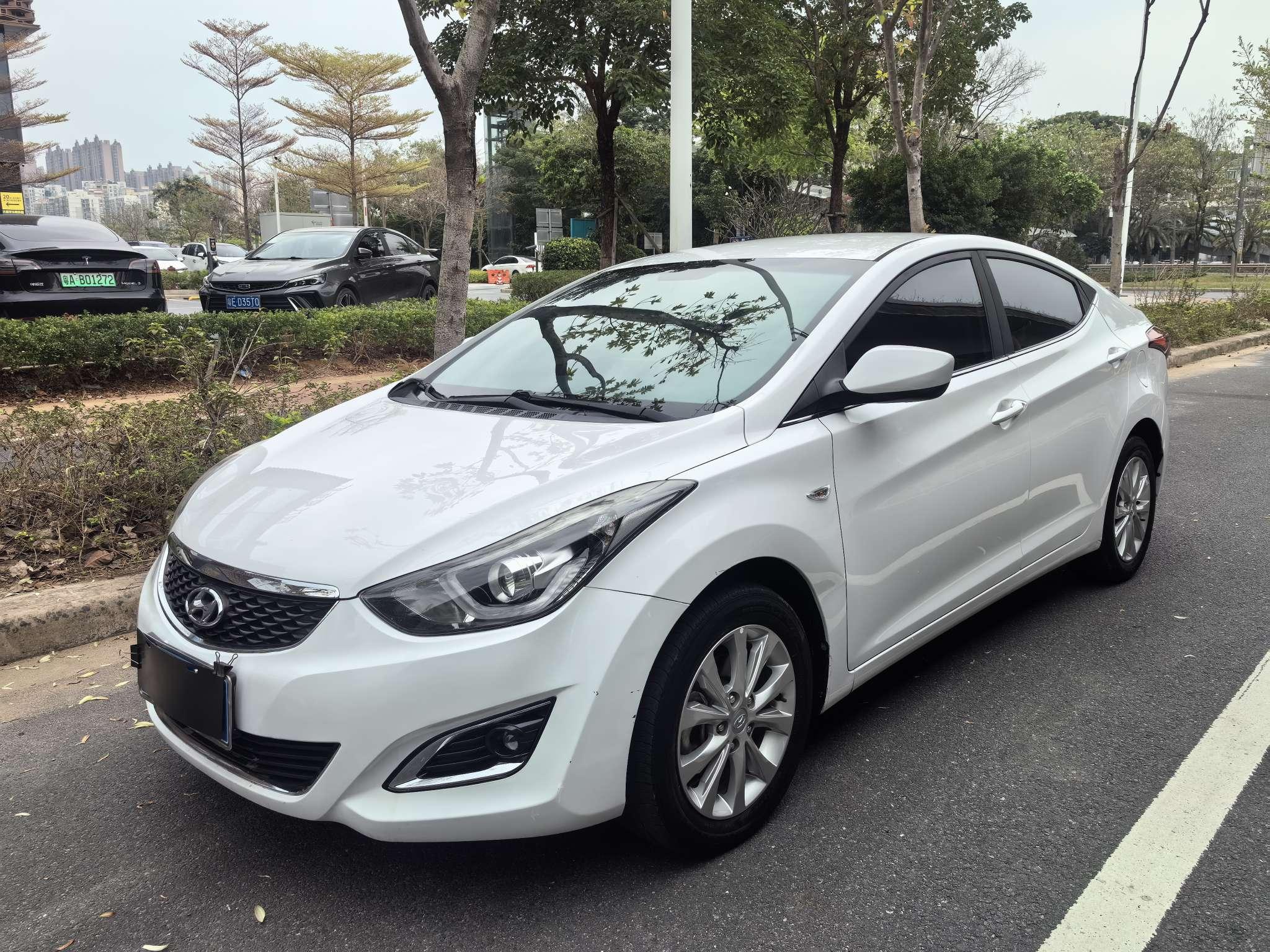 Hyundai Elantra 2017 thumb 12