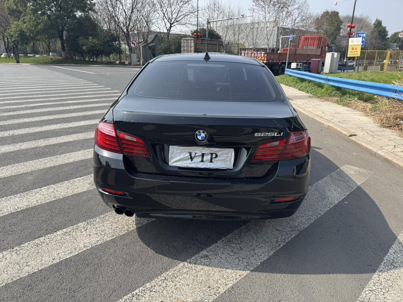 BMW 5 серии 2015 thumb 3