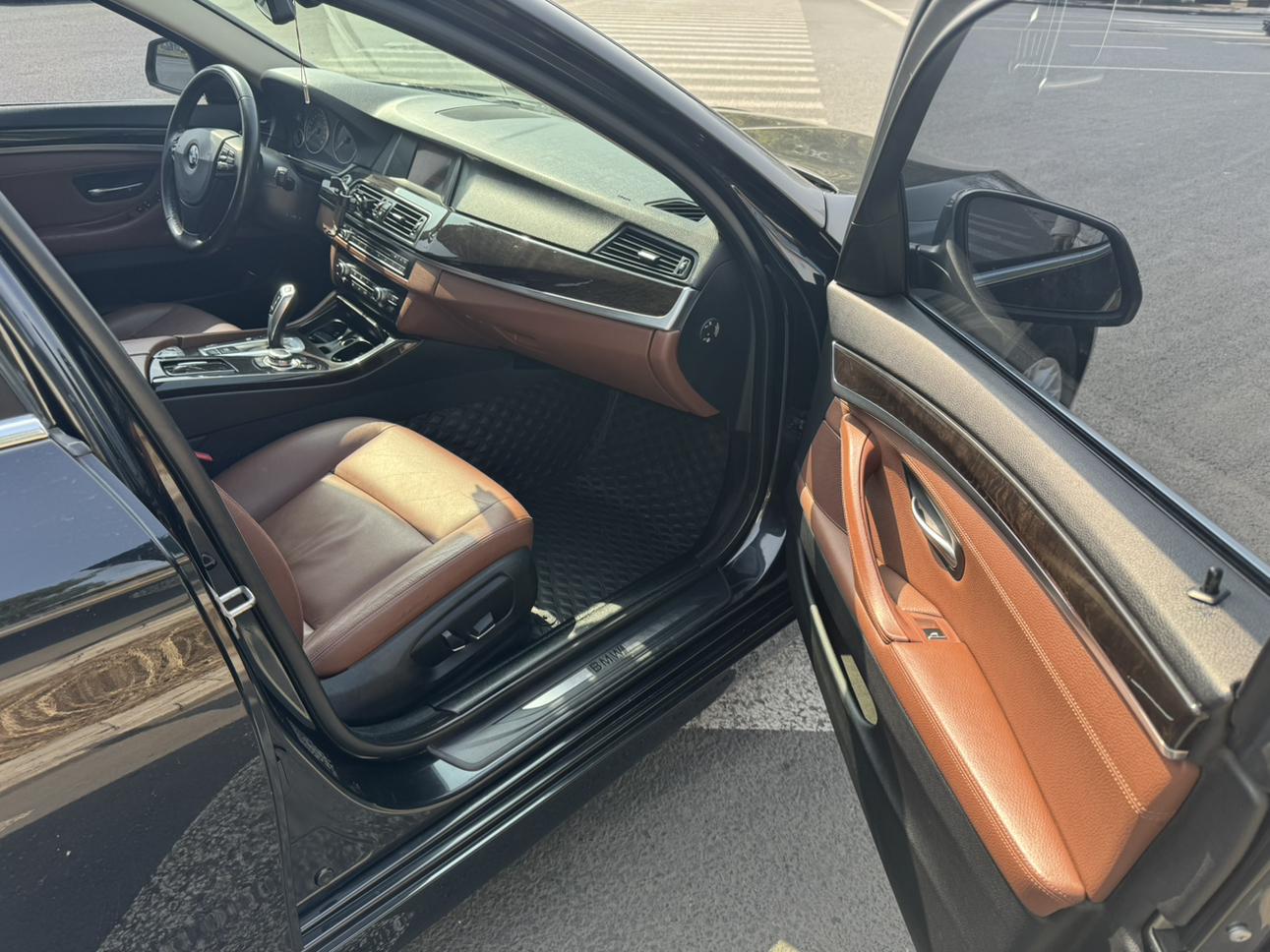 BMW 5 серии 2015 thumb 7