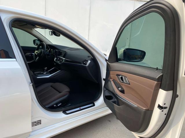 BMW 3 серии 2022 thumb 3