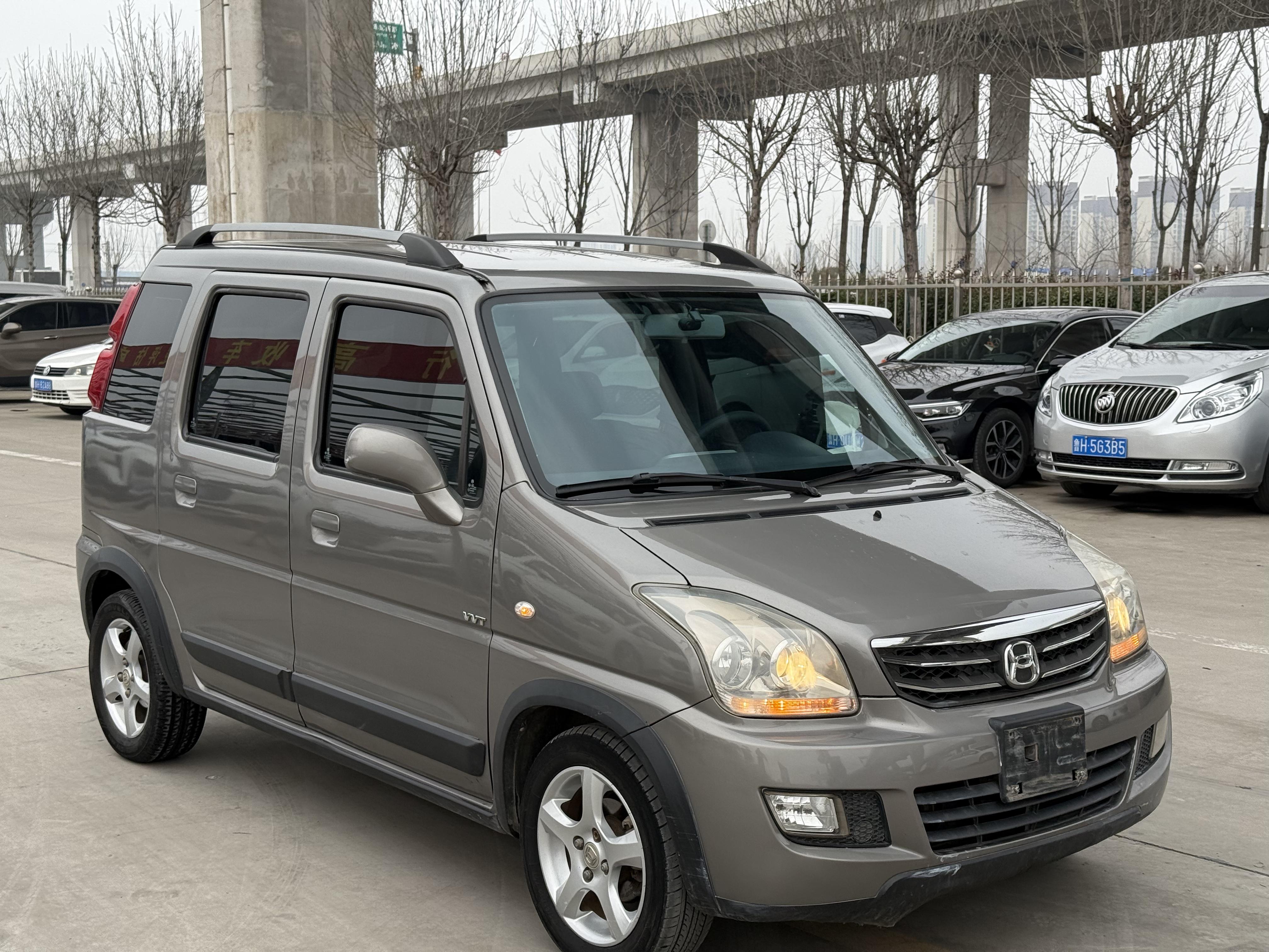 BAIC X5E 2017 thumb 12