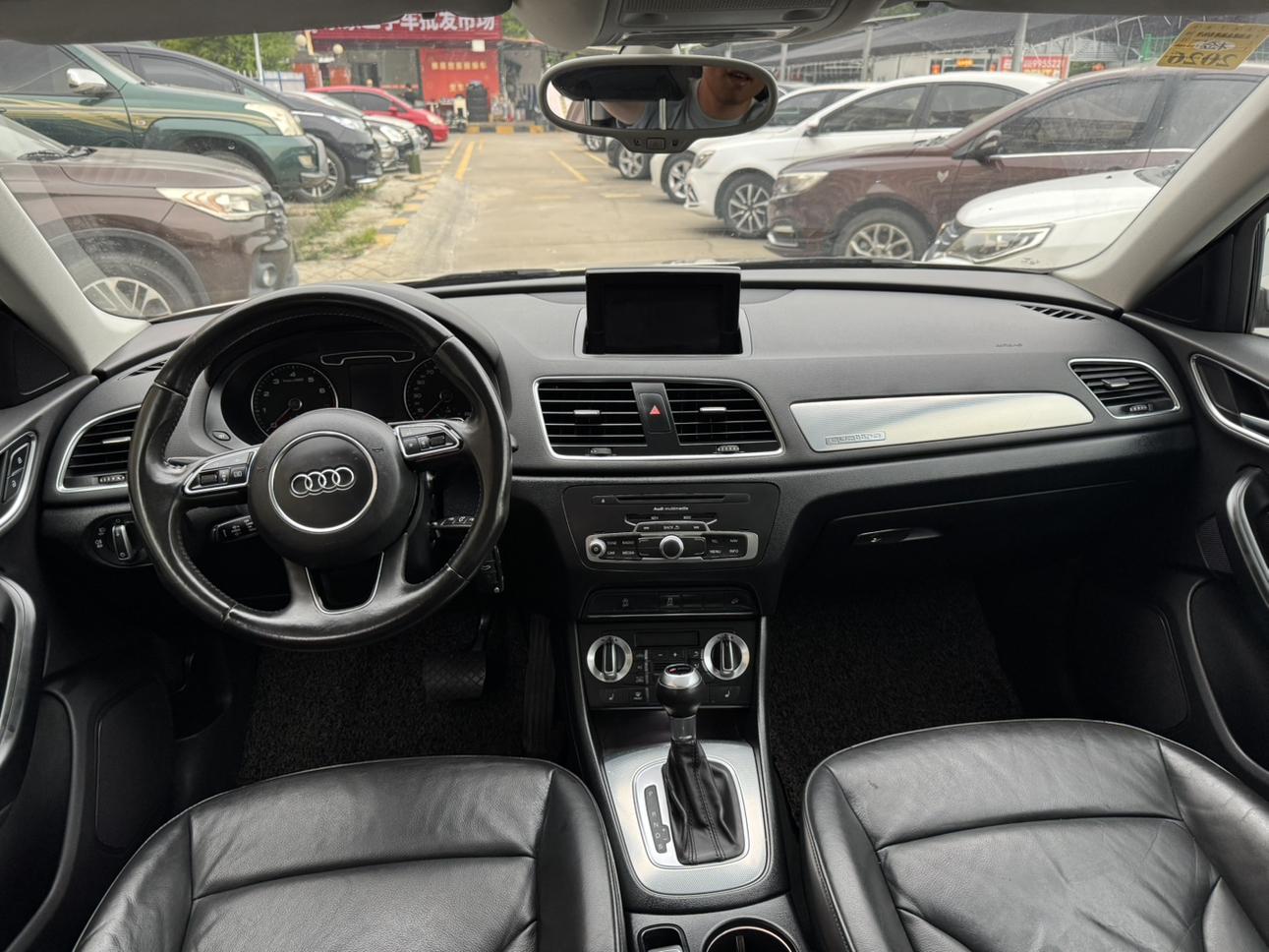 Audi Q3 2013 thumb 7