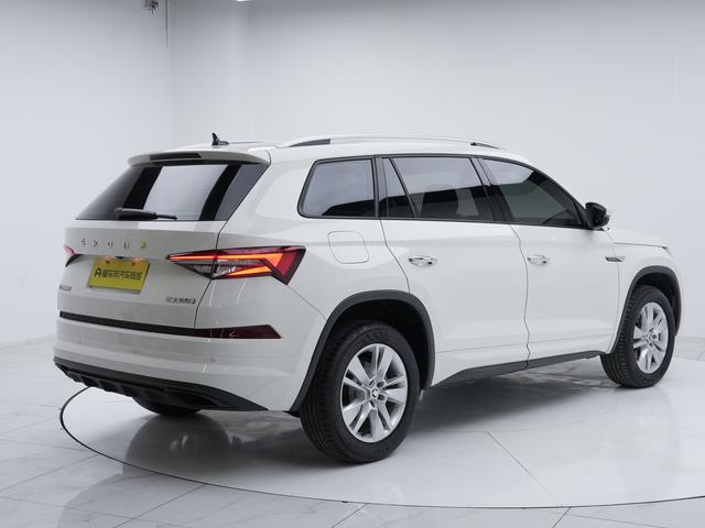 Skoda Kodiaq 2025 thumb 4