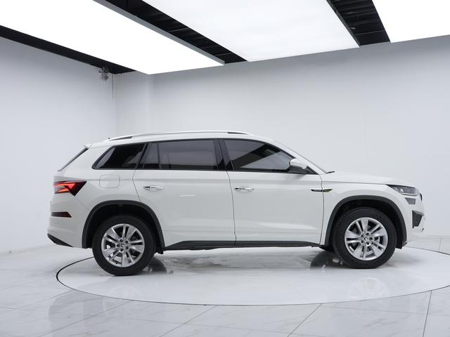 Skoda Kodiaq 2025 thumb 5
