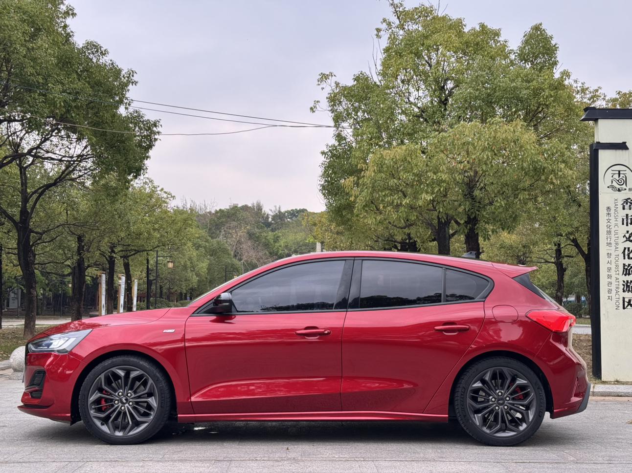 Ford Focus ST 2023 thumb 2
