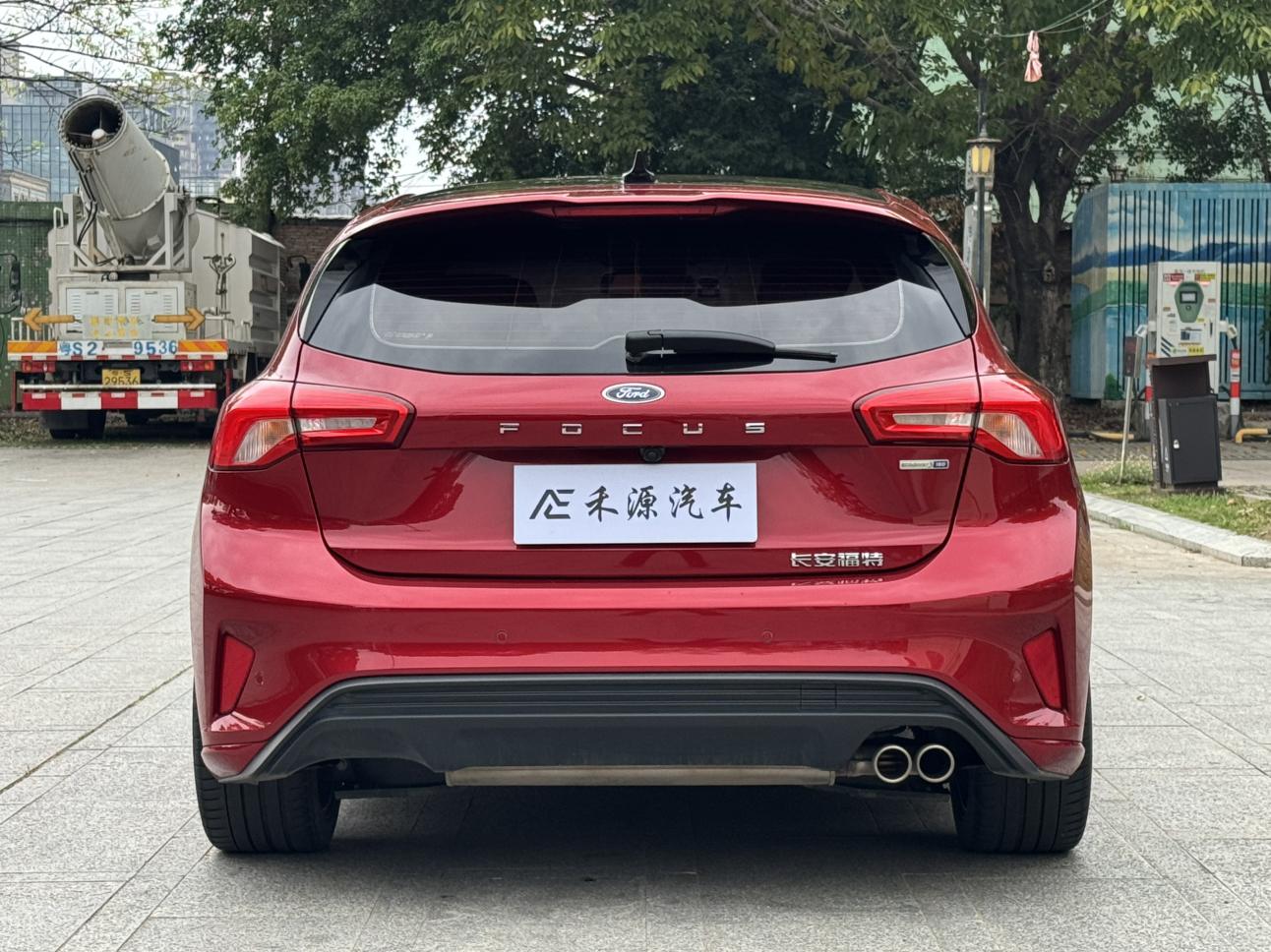 Ford Focus ST 2023 thumb 4
