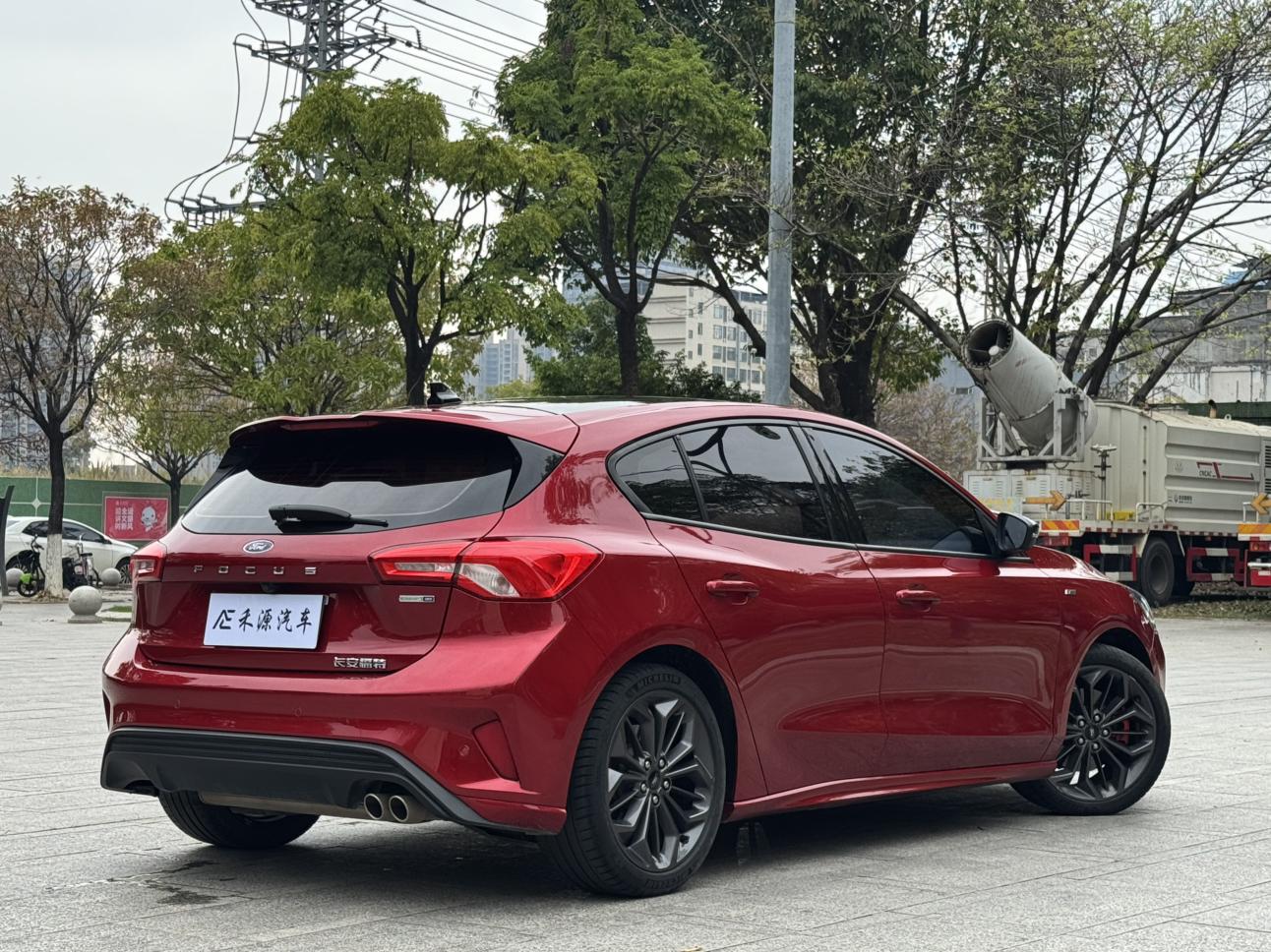 Ford Focus ST 2023 thumb 5