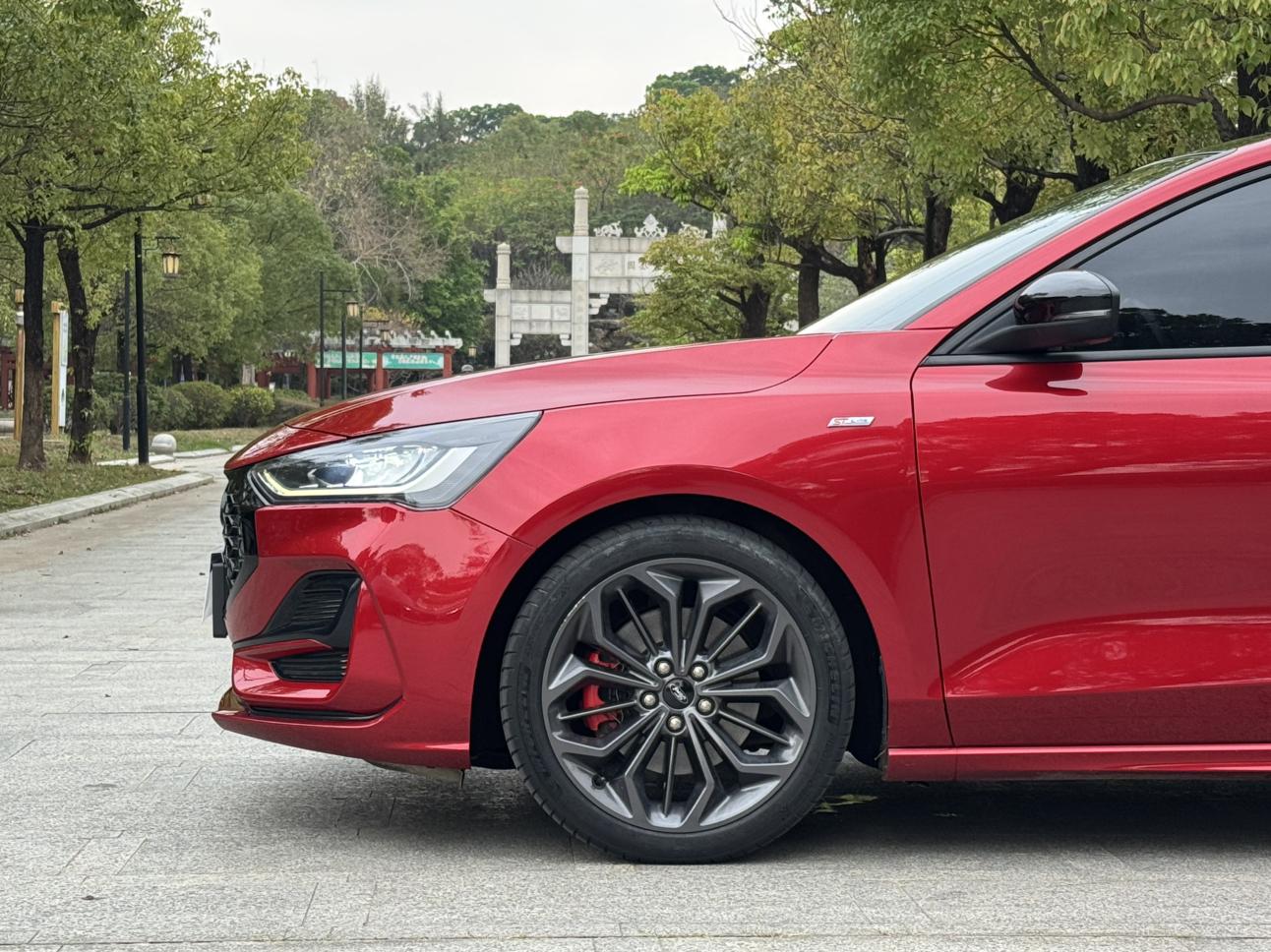 Ford Focus ST 2023 thumb 8