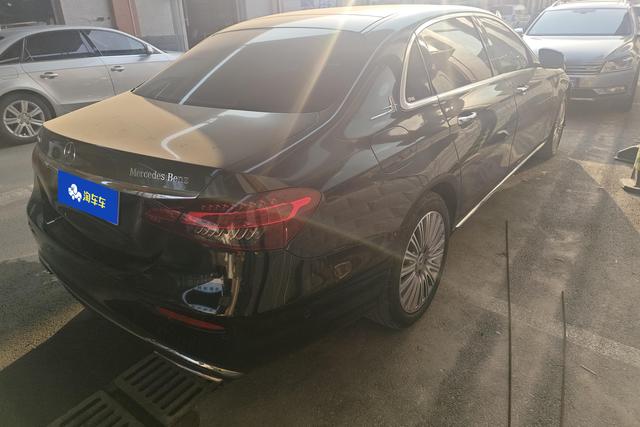Mercedes-Benz E-Class 2023 thumb 6