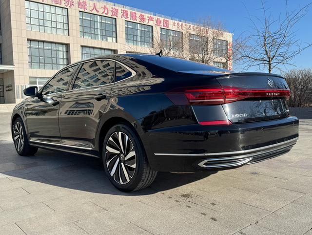 Volkswagen Passat 2024 thumb 4