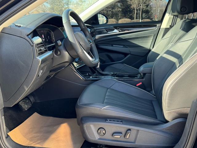 Volkswagen Passat 2024 thumb 5