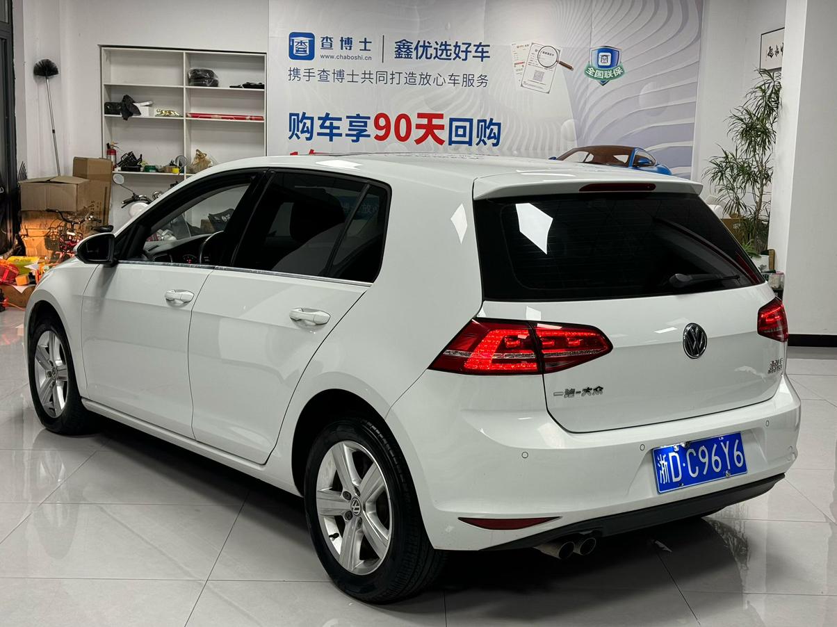 Volkswagen Golf 2016 thumb 2